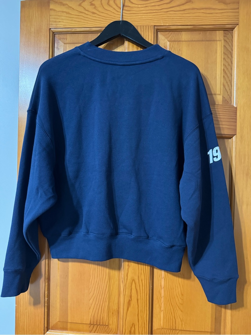 wild fable Navy V-Neck London Graphic Sweatshirt - Picture 3 of 4